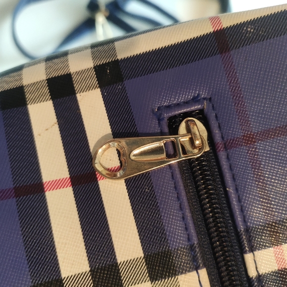 Burberry bag - Picture 5 of 7